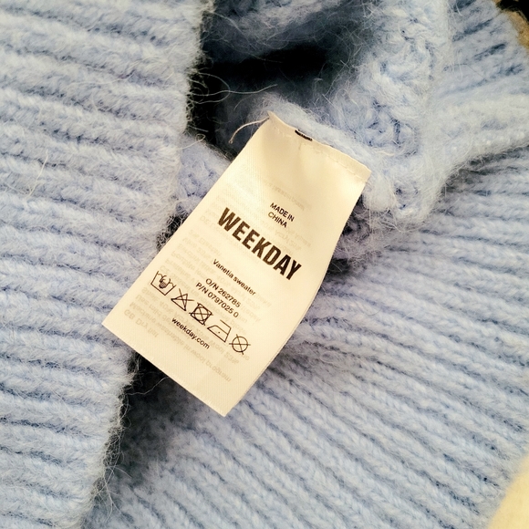 Weekday Vanetia Knitted Pullover Sweater Size Small - Picture 9 of 13